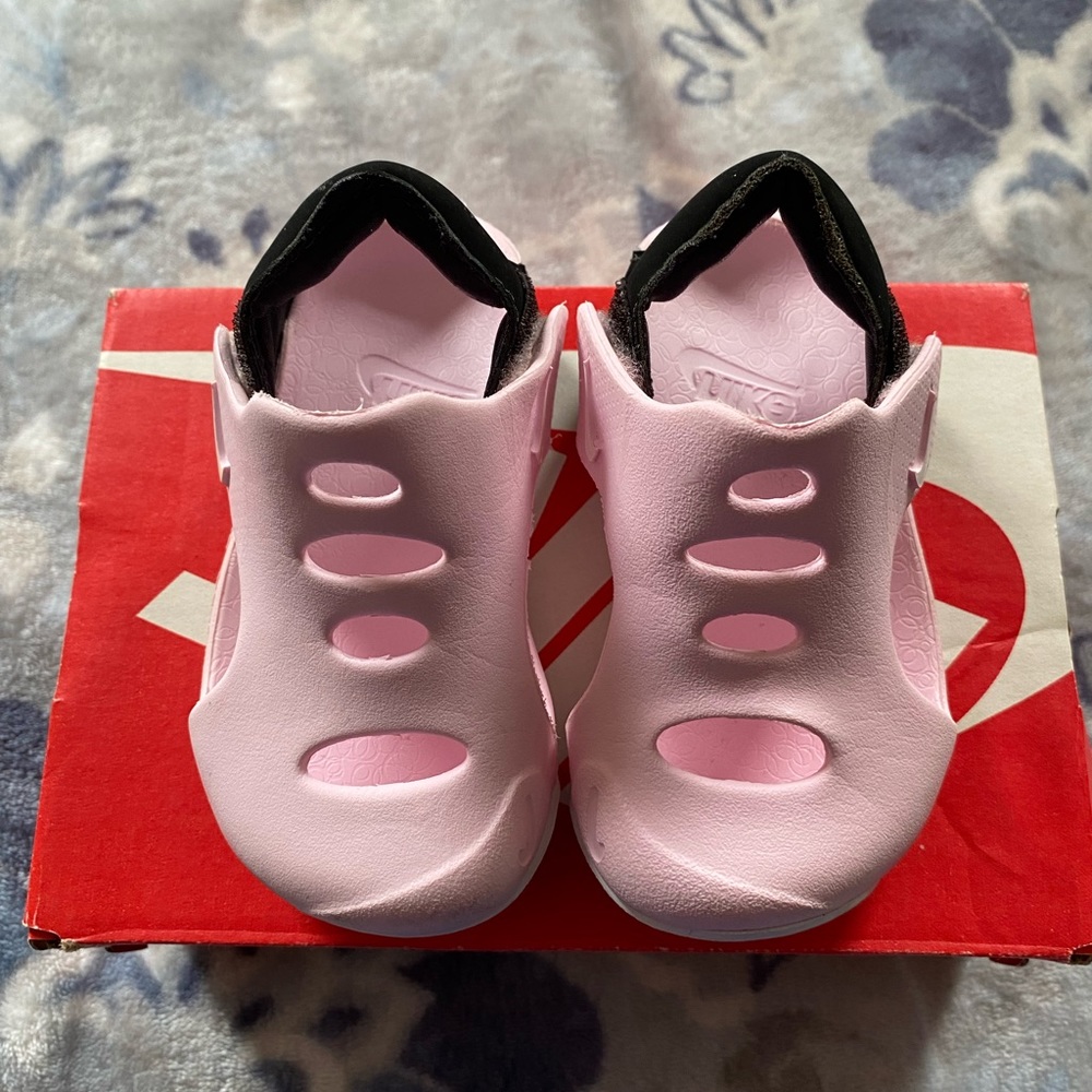 Nike sandals toddlers